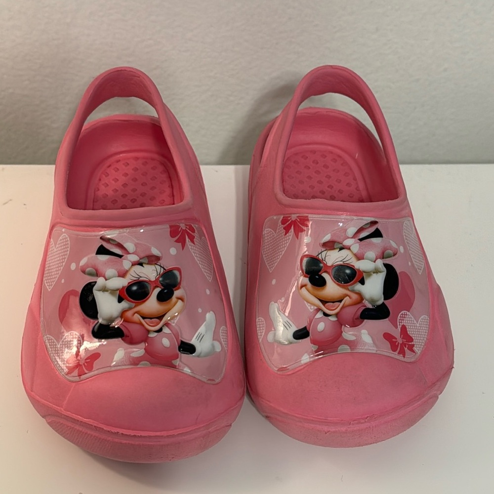 Used Toddler 5/6 Minnie Mouse sandals